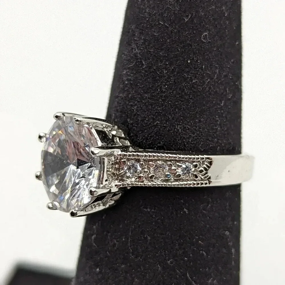 925 Round cut solitaire ring - Picture 2 of 5